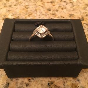 PANDORA Statement Ring